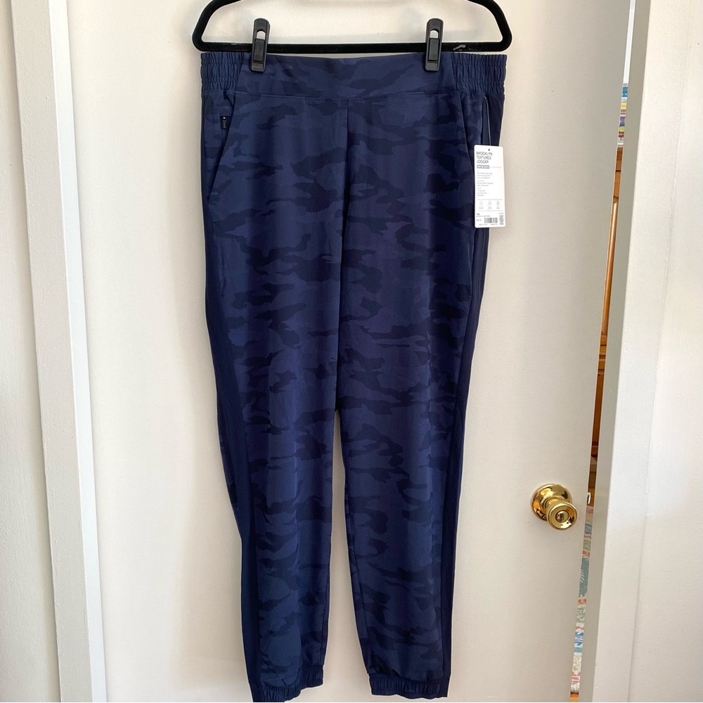 Athleta Navy Camo Jogger Pants